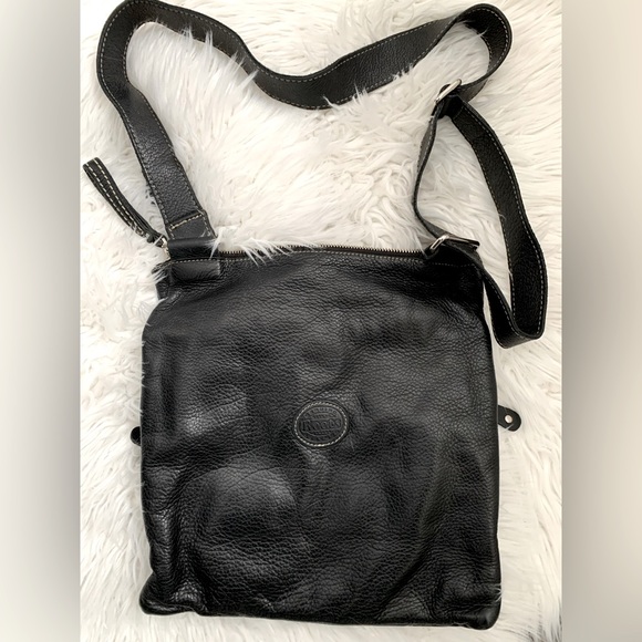 ROOTS - Canadian Villager Leather Bag 🇨🇦 - Picture 2 of 7